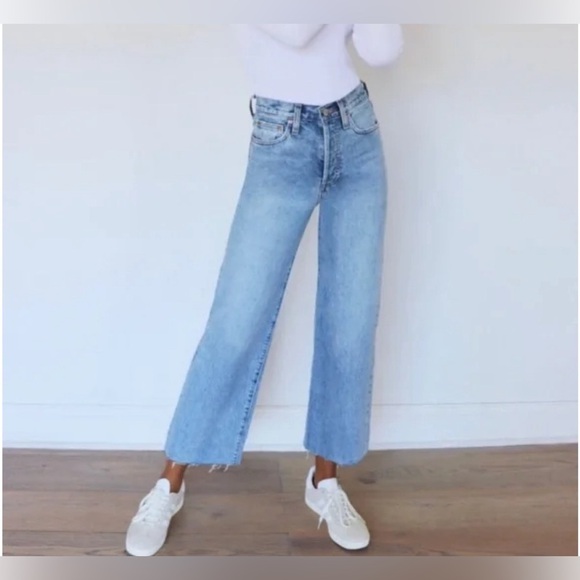 Aritzia Denim Forum The Farrah High Rise Wide Leg Jean - Picture 2 of 9